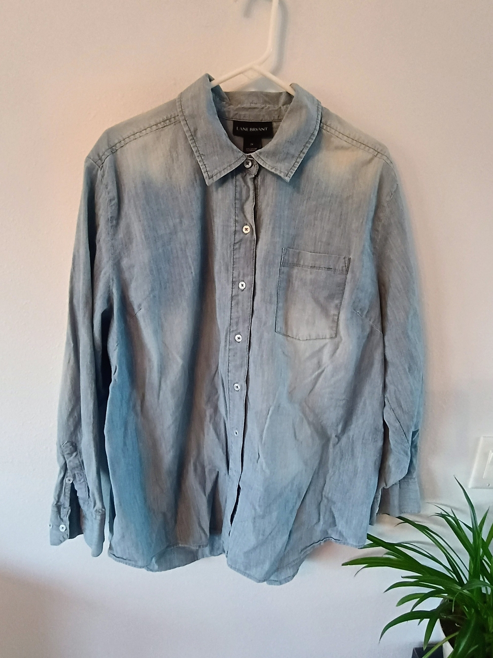 Lane Bryant Chambray Button Front Shirt Light Blue Cotton Stretch Plus Size 24